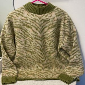 Top shop sweater size small 4-6